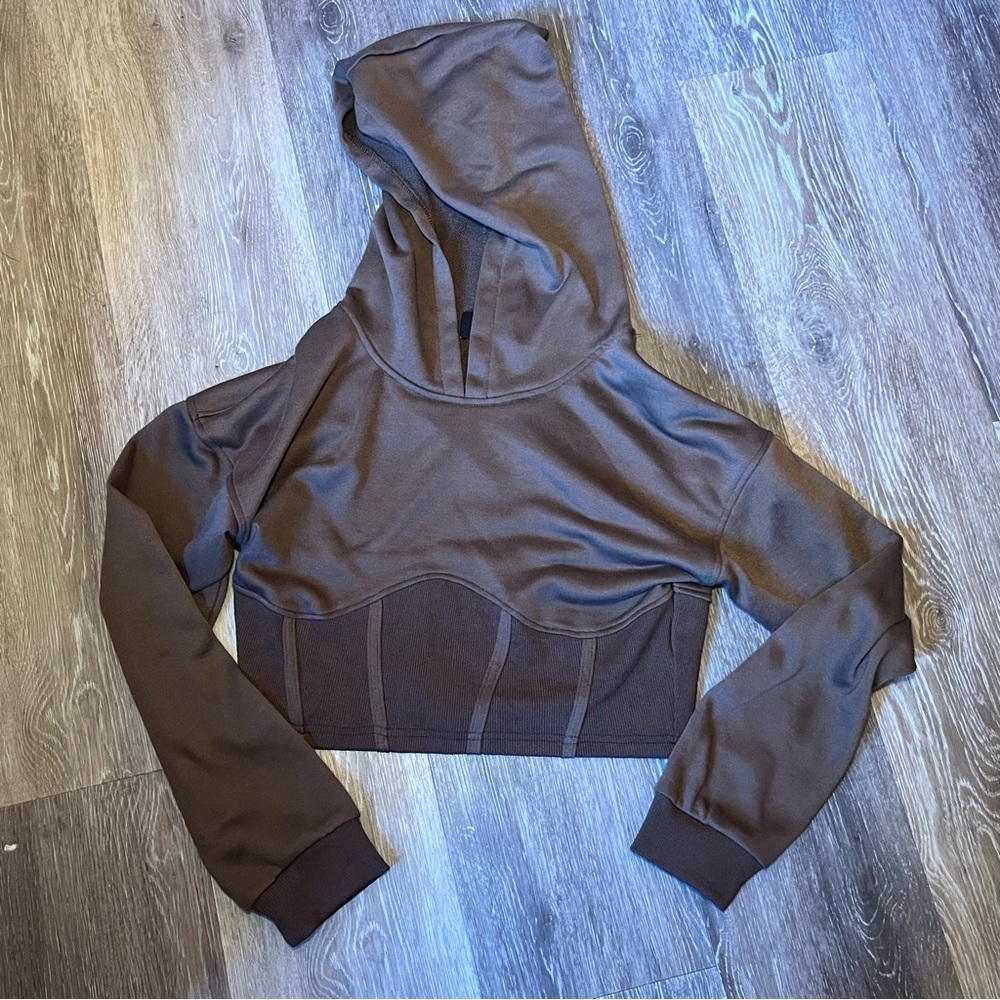 Chocolate Brown Cropped sweatshirt. Womens size small